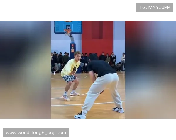 篮筐之上风云再起球场激战引燃青春热血对决瞬间 篮筐之上风云再起球场激战引燃青春热血对决瞬间